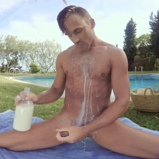 Logan Moore And His Milk VR Porn Video